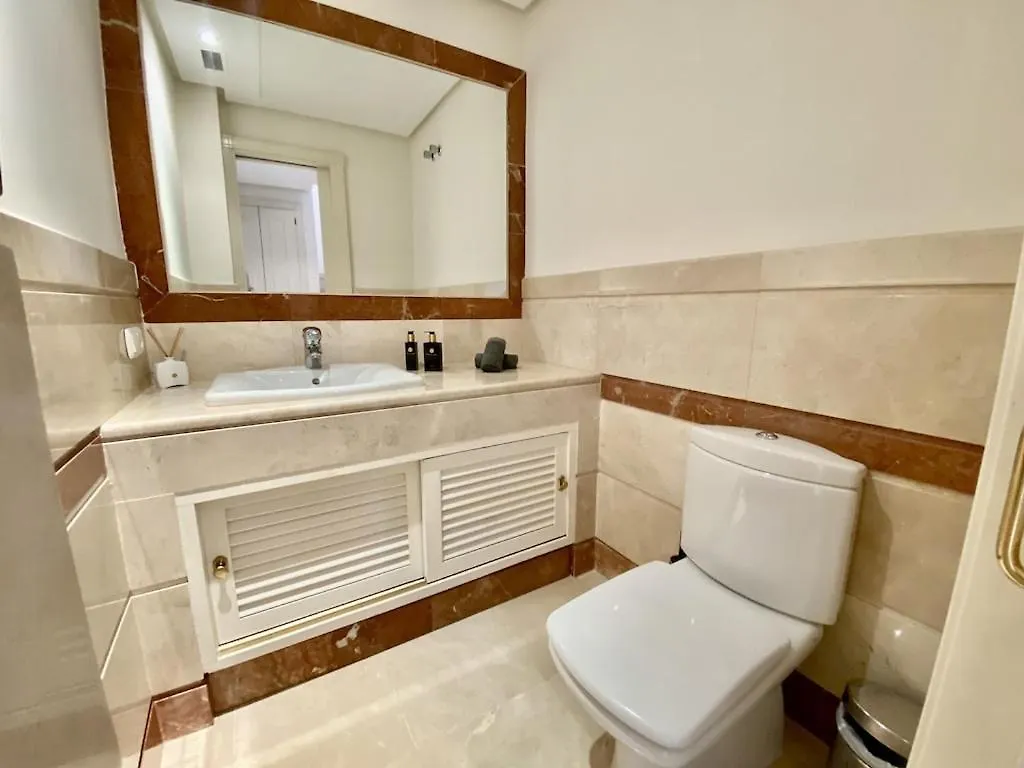 Beautiful 5 * Penthouse Very Near The Beach Marbella Spain